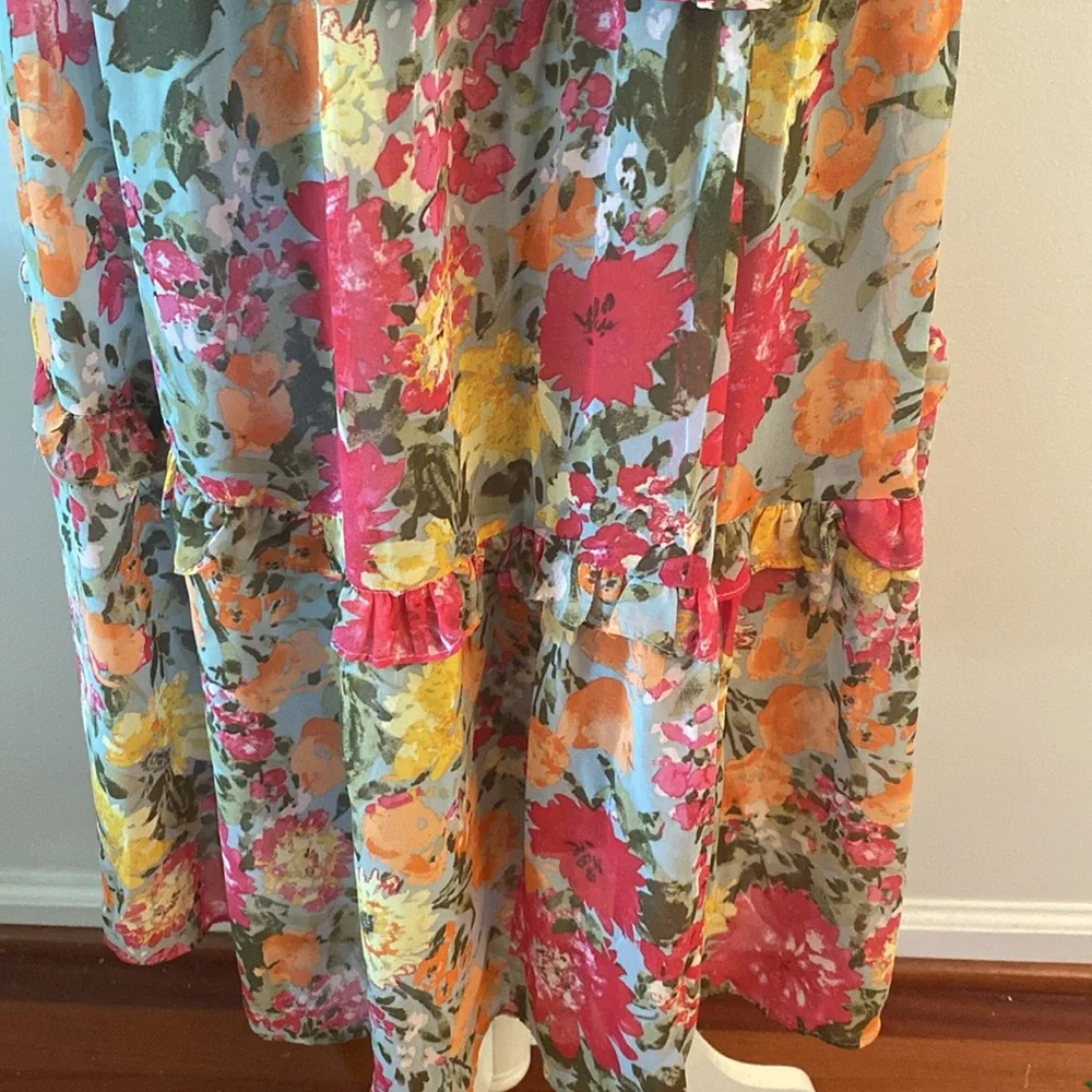 LC Lauren Conrad medium off shoulder floral dress - Picture 4 of 11